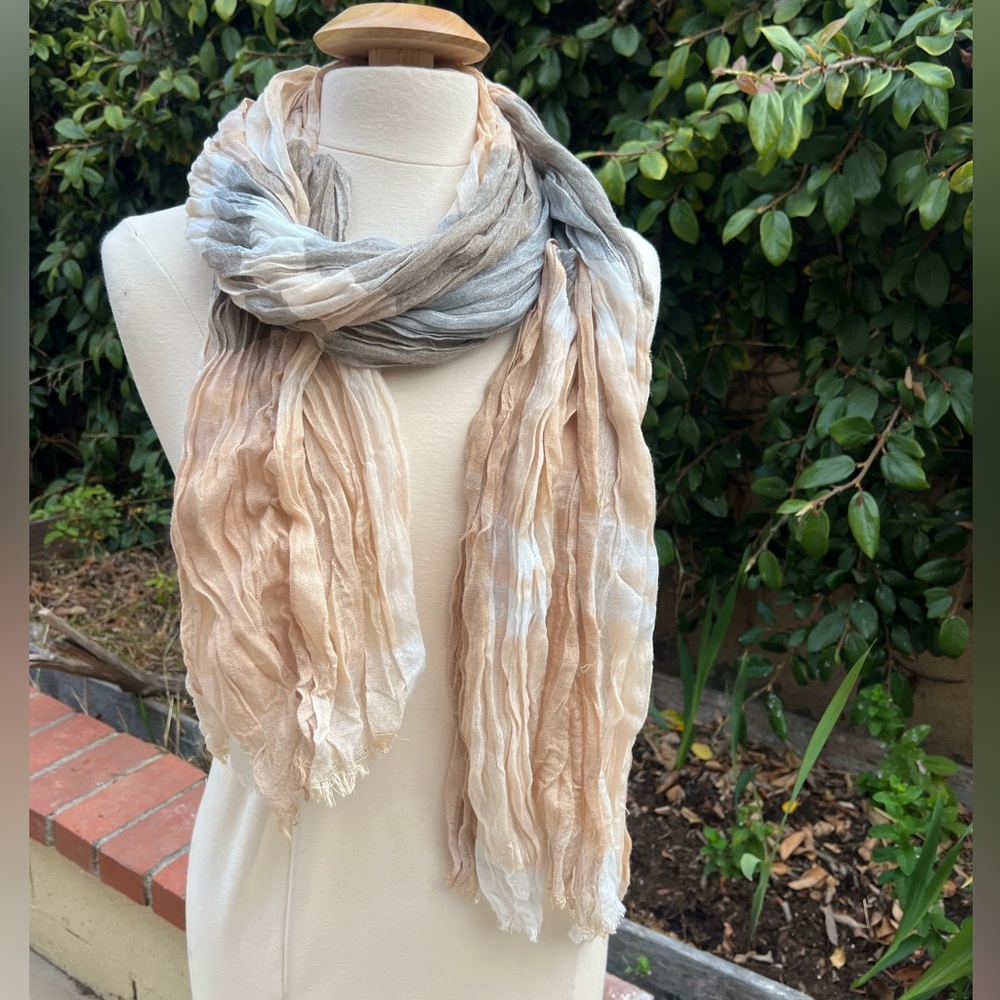 Elegant Beige and Gray Crinkled Scarf